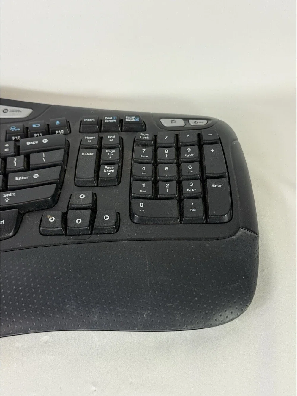 Logitech K350 Black Wave Wireless Keyboard + Dongle Ergonomic Tested WORKS
